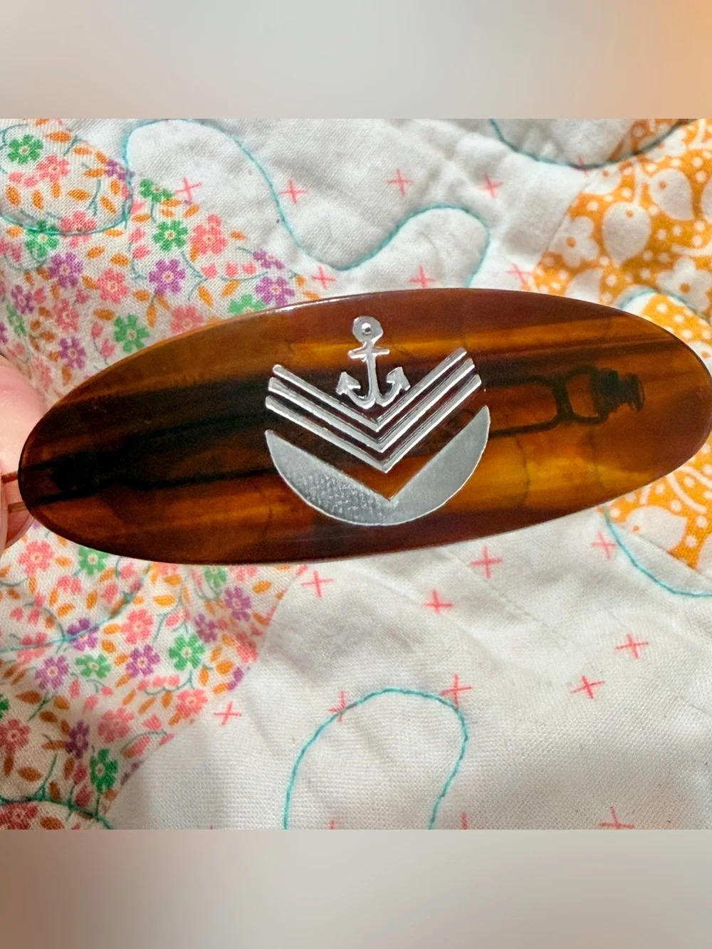 1970’s Oval French Barrette with Anchor in Brown Tortoiseshell, Deadstock/Unworn